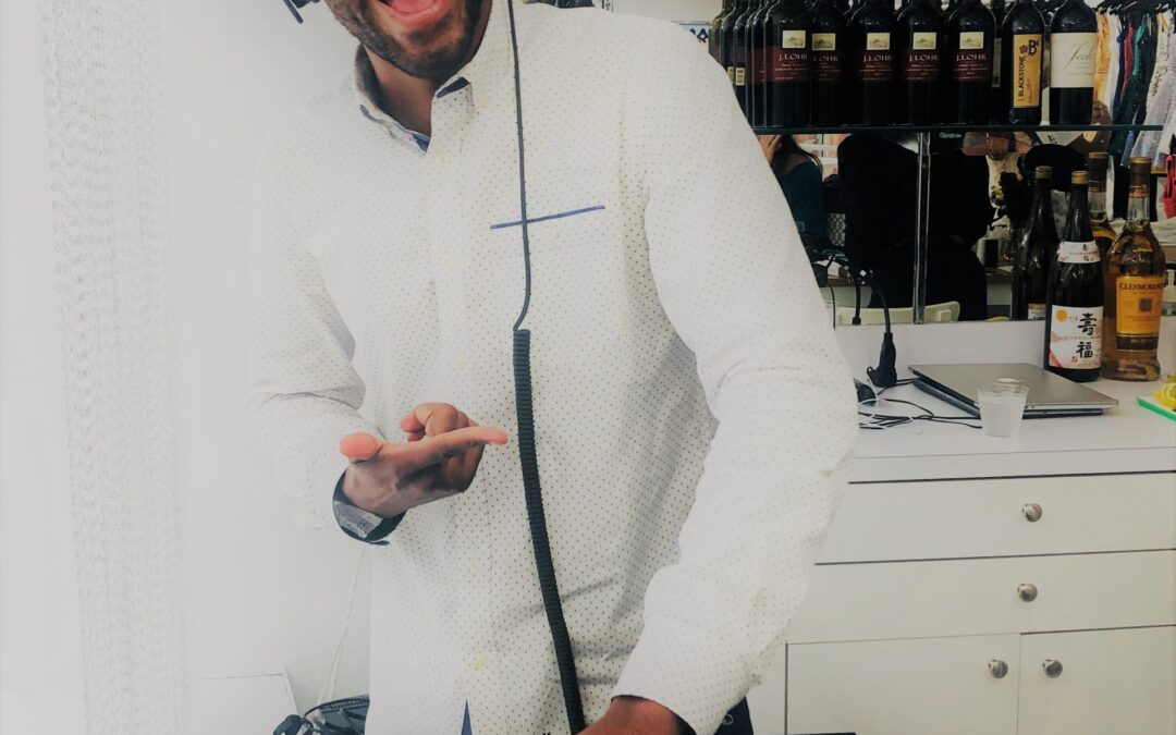 DJ